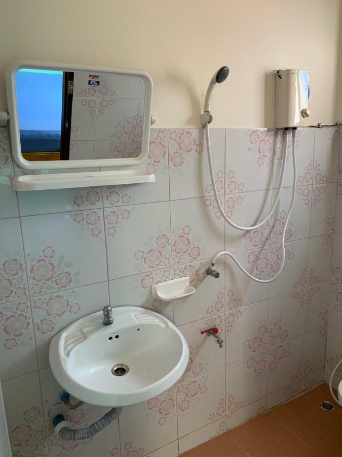 You&Me Hostel Чиангмай Экстерьер фото